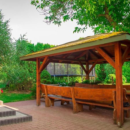 Dom Pod Orzechami Apartment Naleczow Ngoại thất bức ảnh